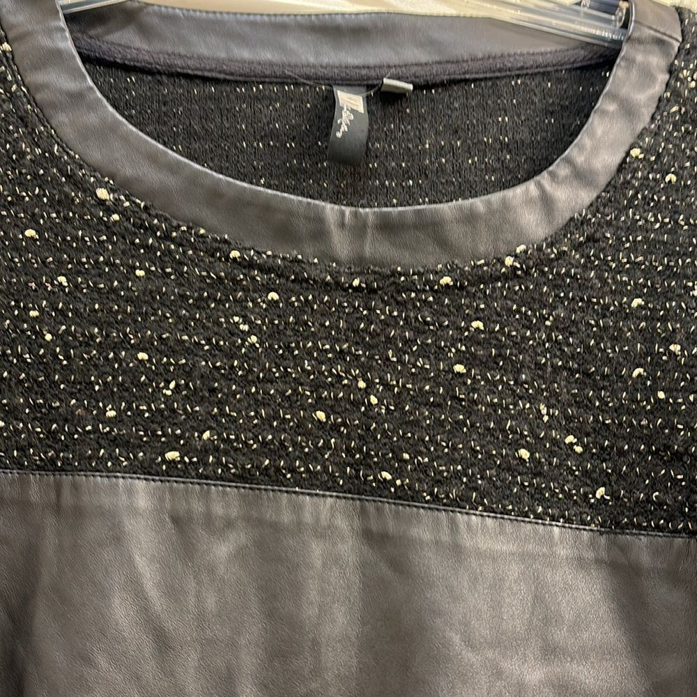 Kut from the Kloth black and gold sweater - Picture 3 of 9